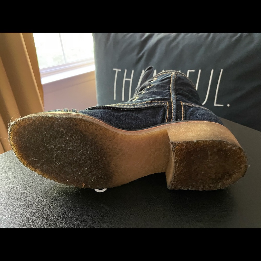 Chanel 2020 Limited Edition Jean Bootie. - Picture 3 of 6